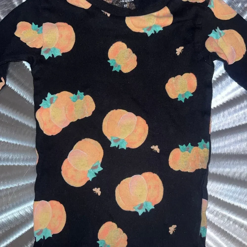 Halloween Burt’s Bees Kids Black Pumpkin PJ Set - Size: 5T